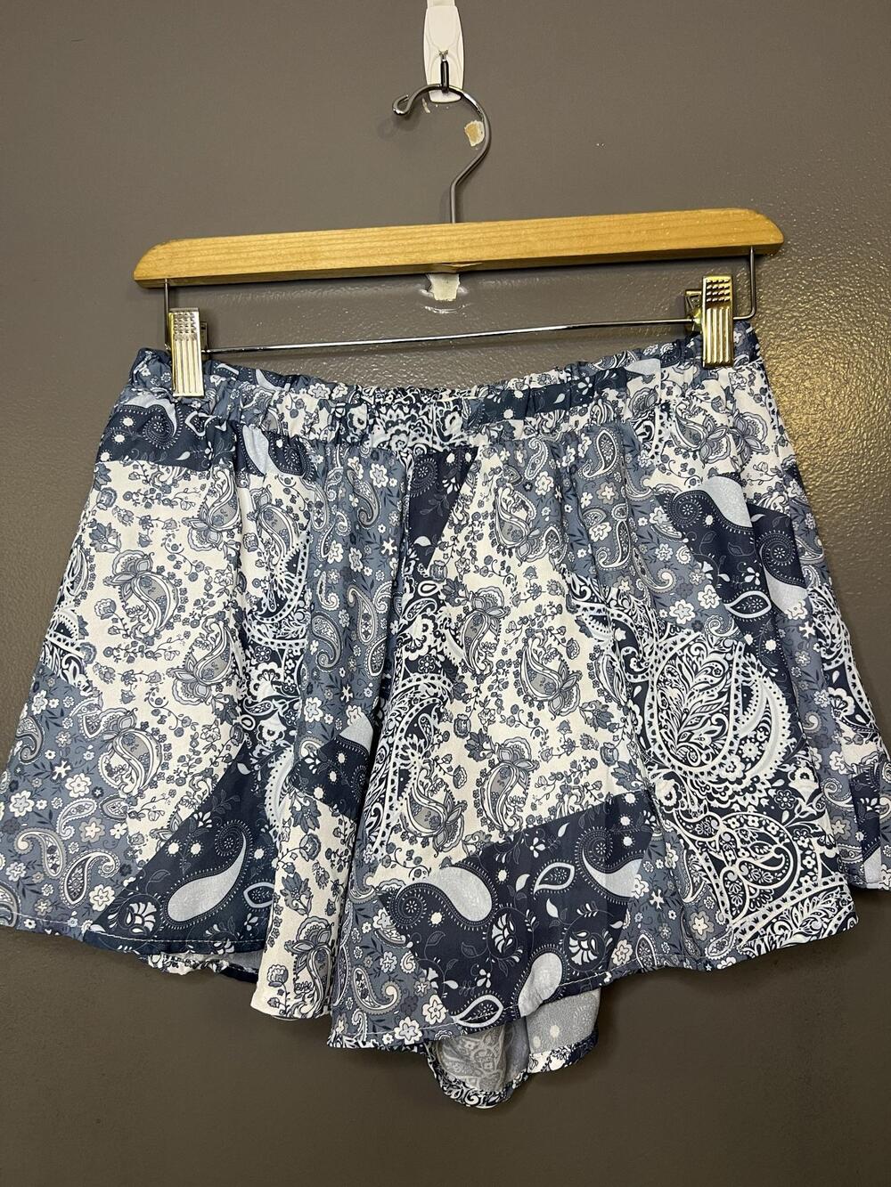 Altar'd State Shorts Womens Medium Blue Paisley Mini Lined Elastic Waist Boho